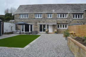 The Cottage, Treliggon Farm